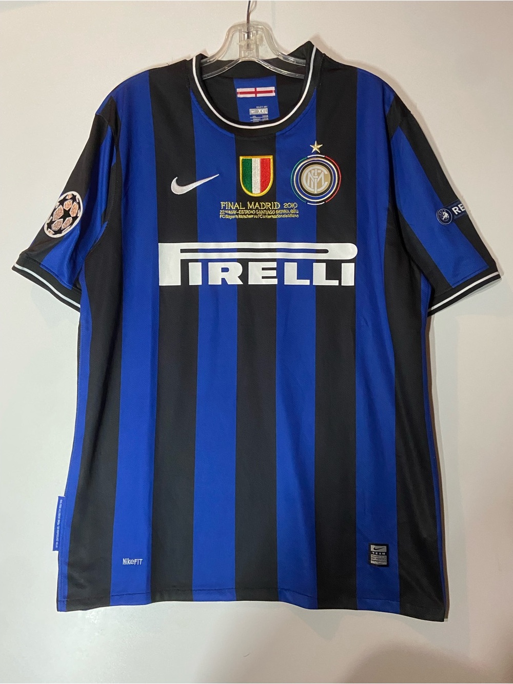 Nike Inter Milan 2010 Champions Pirelli Striped Soccer Jersey - Blue & Black